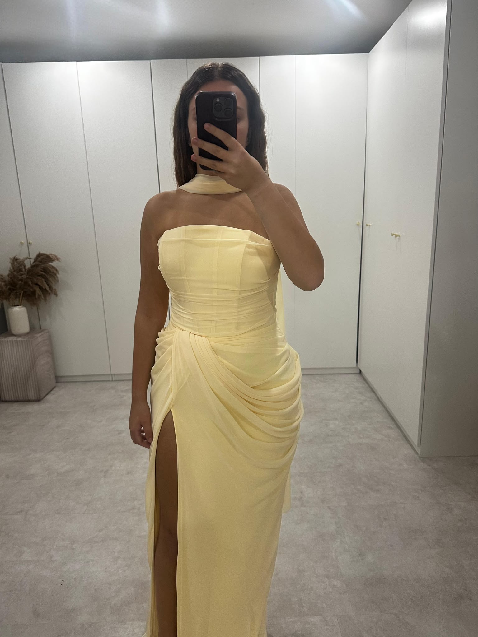 Leyla – Buttergelb